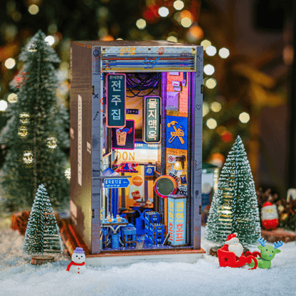 Seoul Hipjiro Book Nook Kit | Christmas Holiday Exclusive
