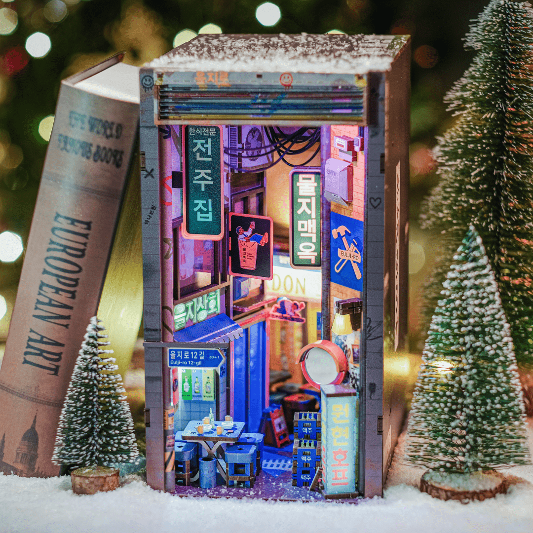 Seoul Hipjiro Book Nook Kit | Christmas Holiday Exclusive
