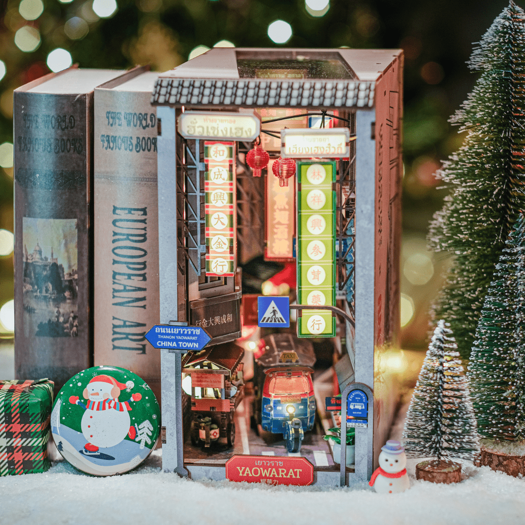 Bangkok Yaowarat Book Nook Kit | Christmas Holiday Exclusive