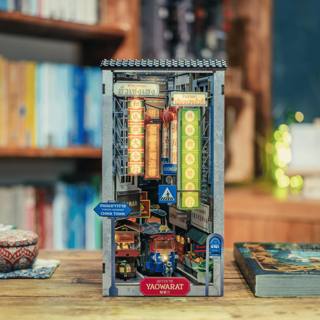 Bangkok Yaowarat Book Nook Kit | Christmas Holiday Exclusive