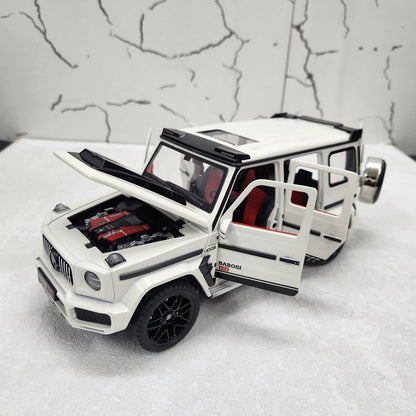 G Wagon Brabus White Metal Diecast Car 1:18 (28x11 cm)