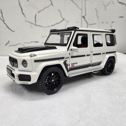 G Wagon Brabus White Metal Diecast Car 1:18 (28x11 cm)
