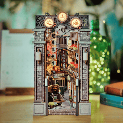 Christmas Holiday Exclusive 8-Kit Gifting Collection