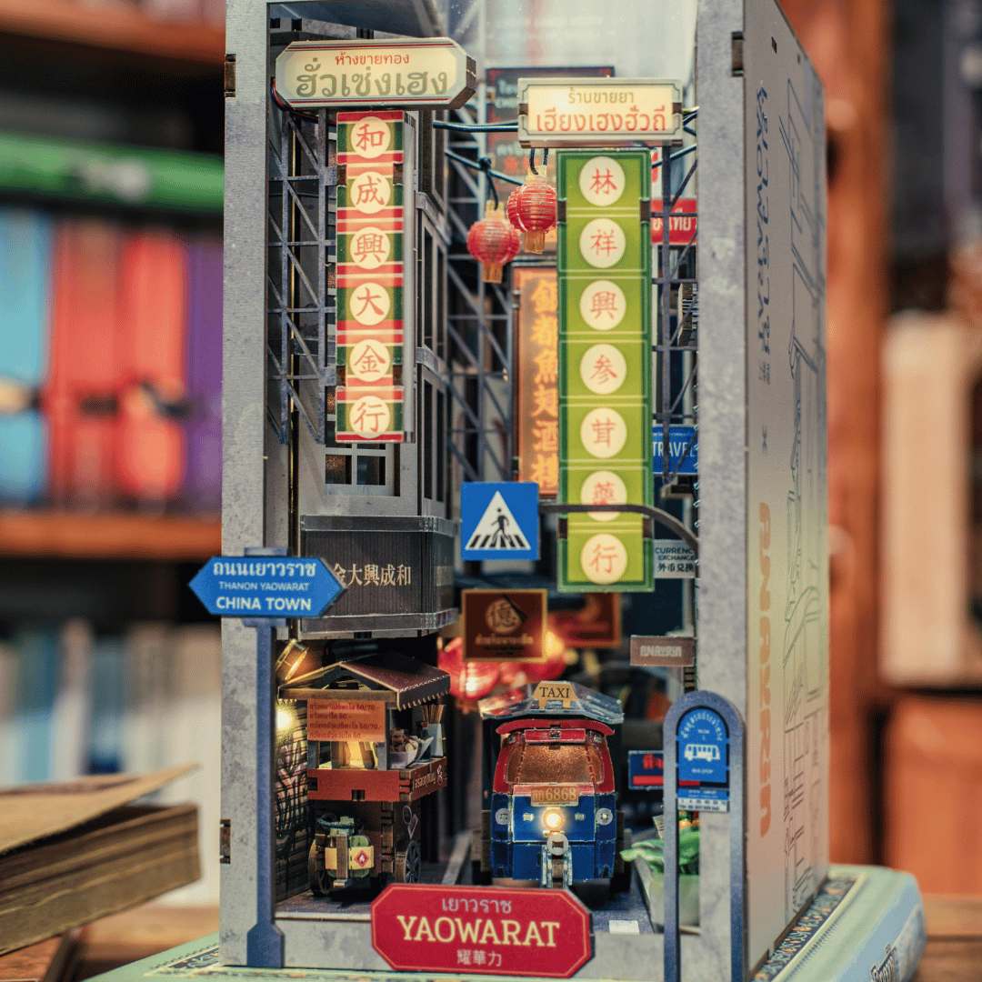 Bangkok Yaowarat Book Nook Kit | Christmas Holiday Exclusive