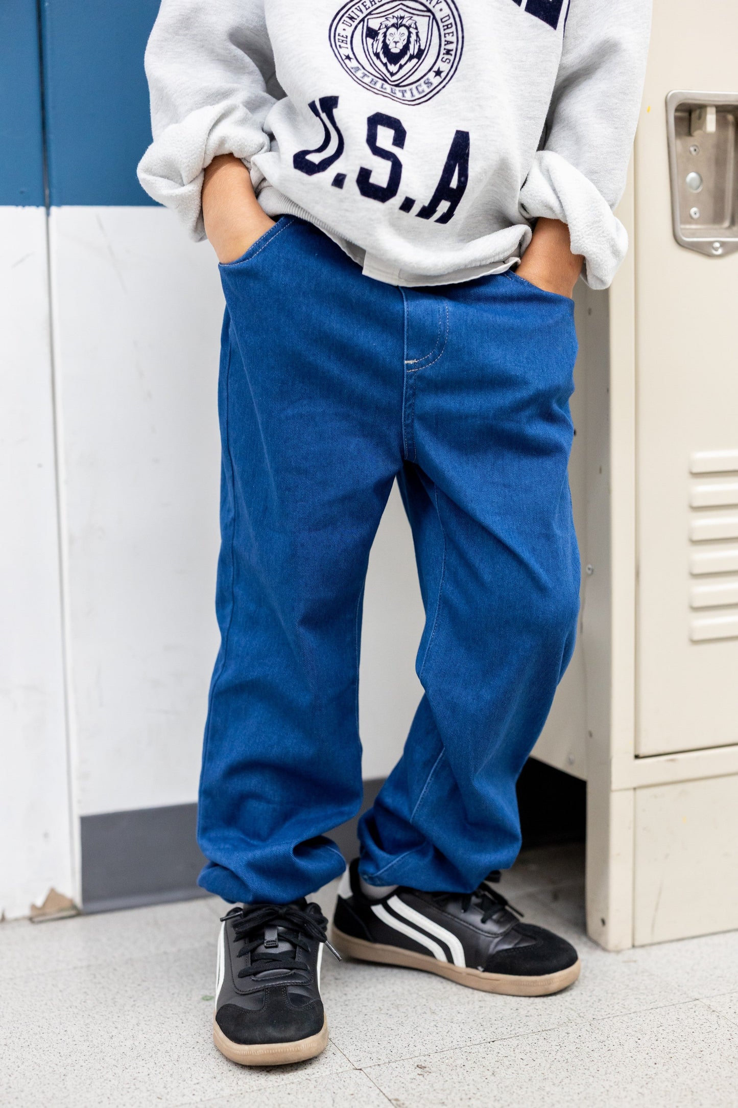 Kids Elastic Waist Denim Pants Soft Stretch Comfortable Everyday Jeans with Pockets Deep Blue