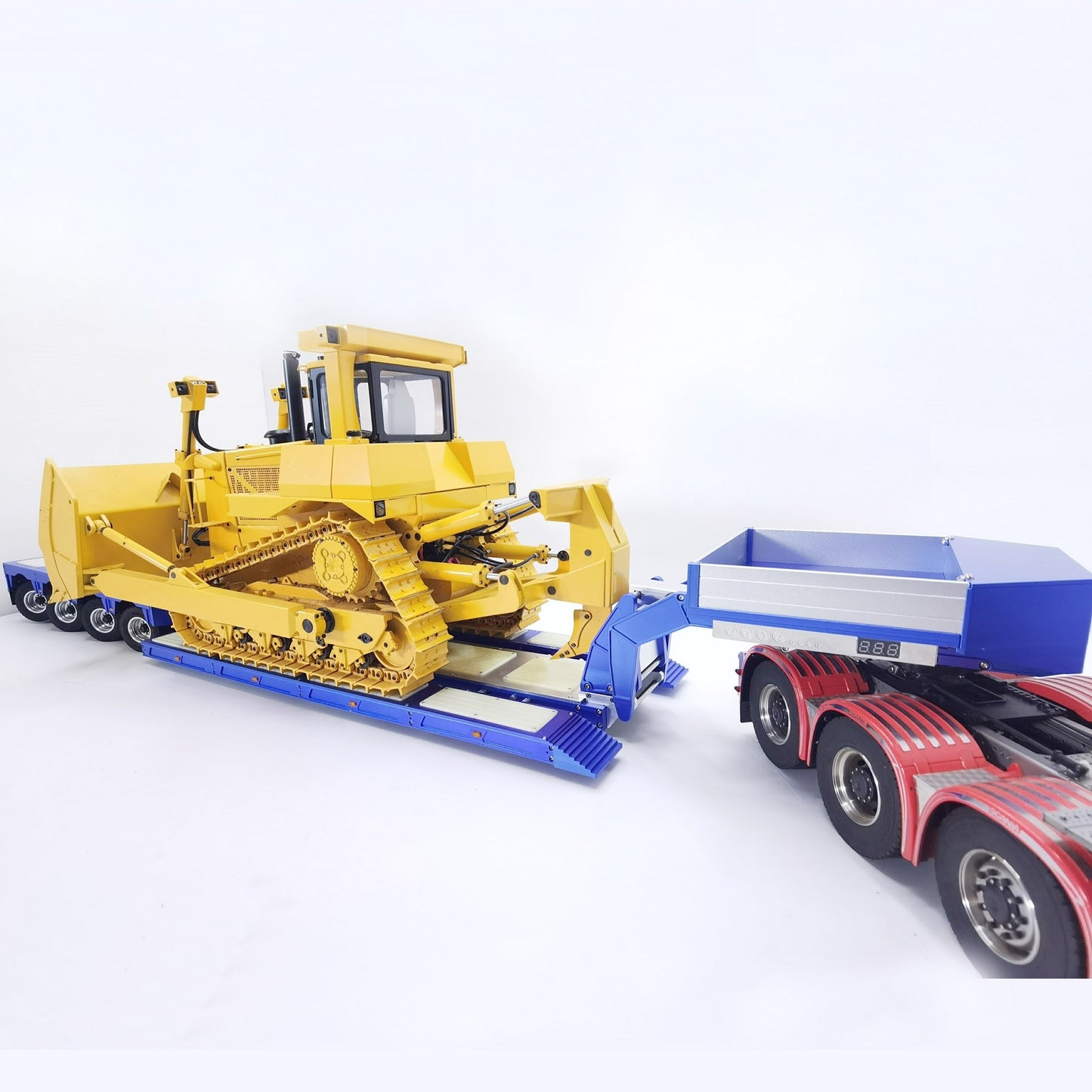 Heavy-Duty RC lowboy trailer