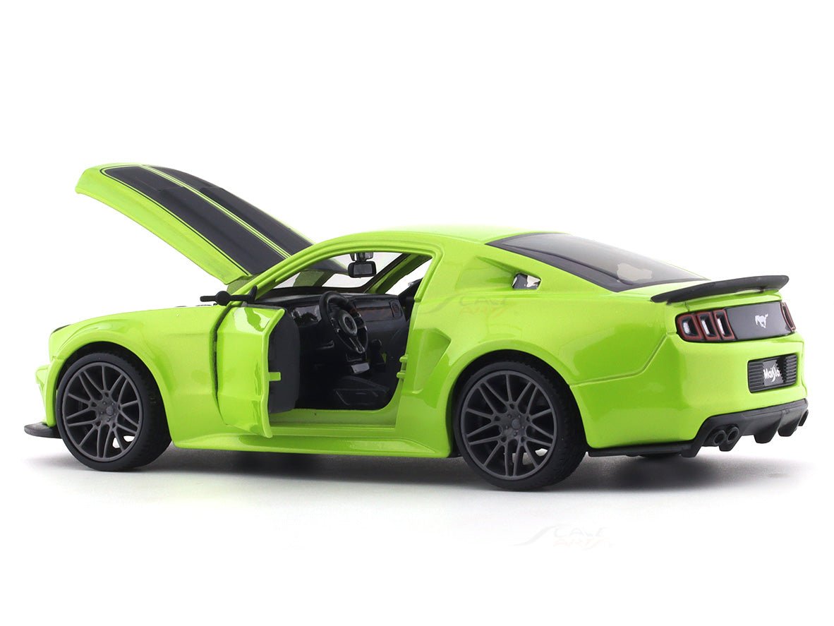 Ford Mustang Streetracer green 1:24 Maisto diecast alloy scale model car