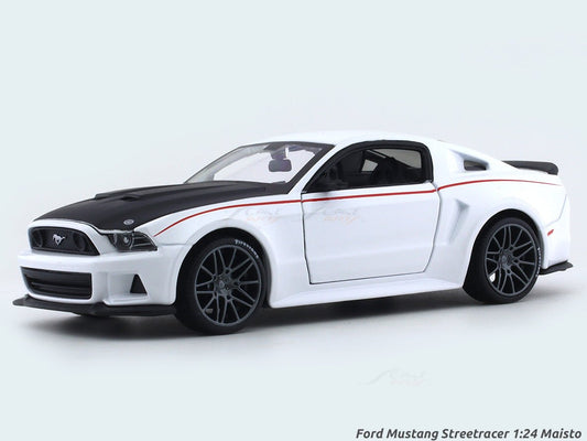 Ford Mustang Streetracer white 1:24 Maisto diecast alloy scale model car
