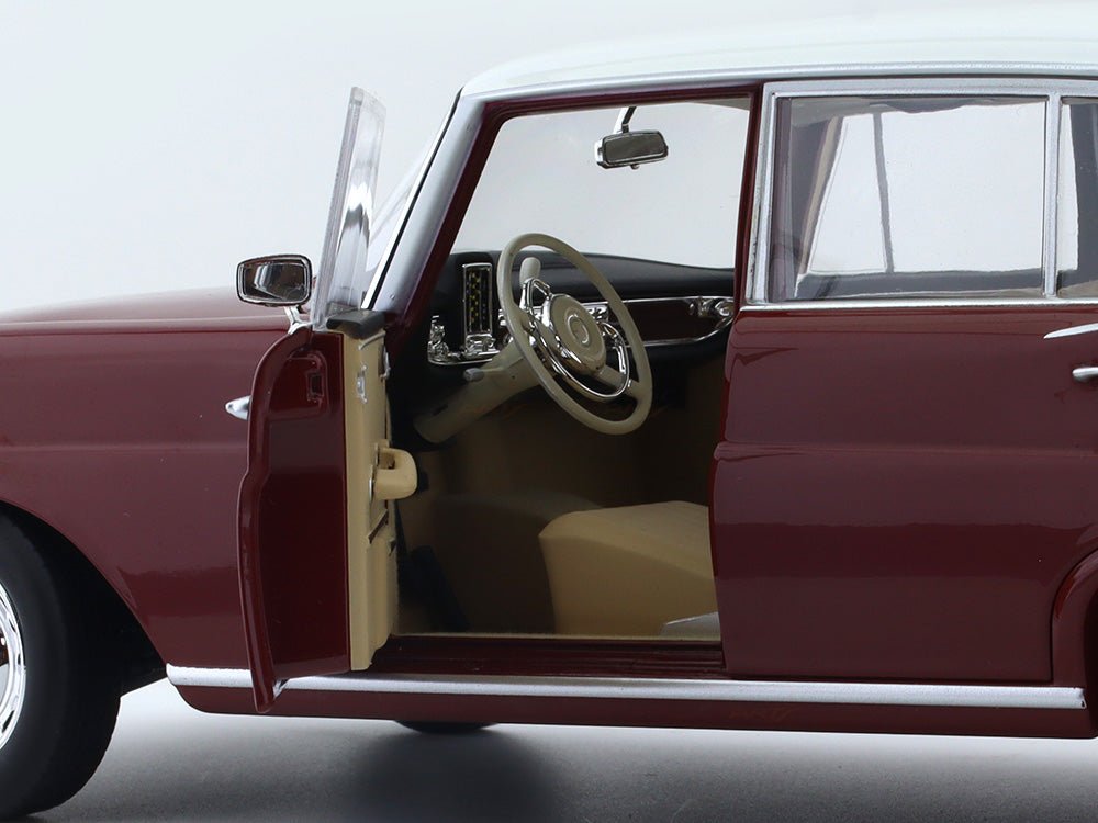 Mercedes-Benz 220SE W111 1:18 Norev diecast Scale Model collectible