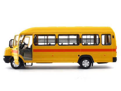 Force / Tempo Traveller School bus 1:24 Dealer Edition diecast Scale Model collectible