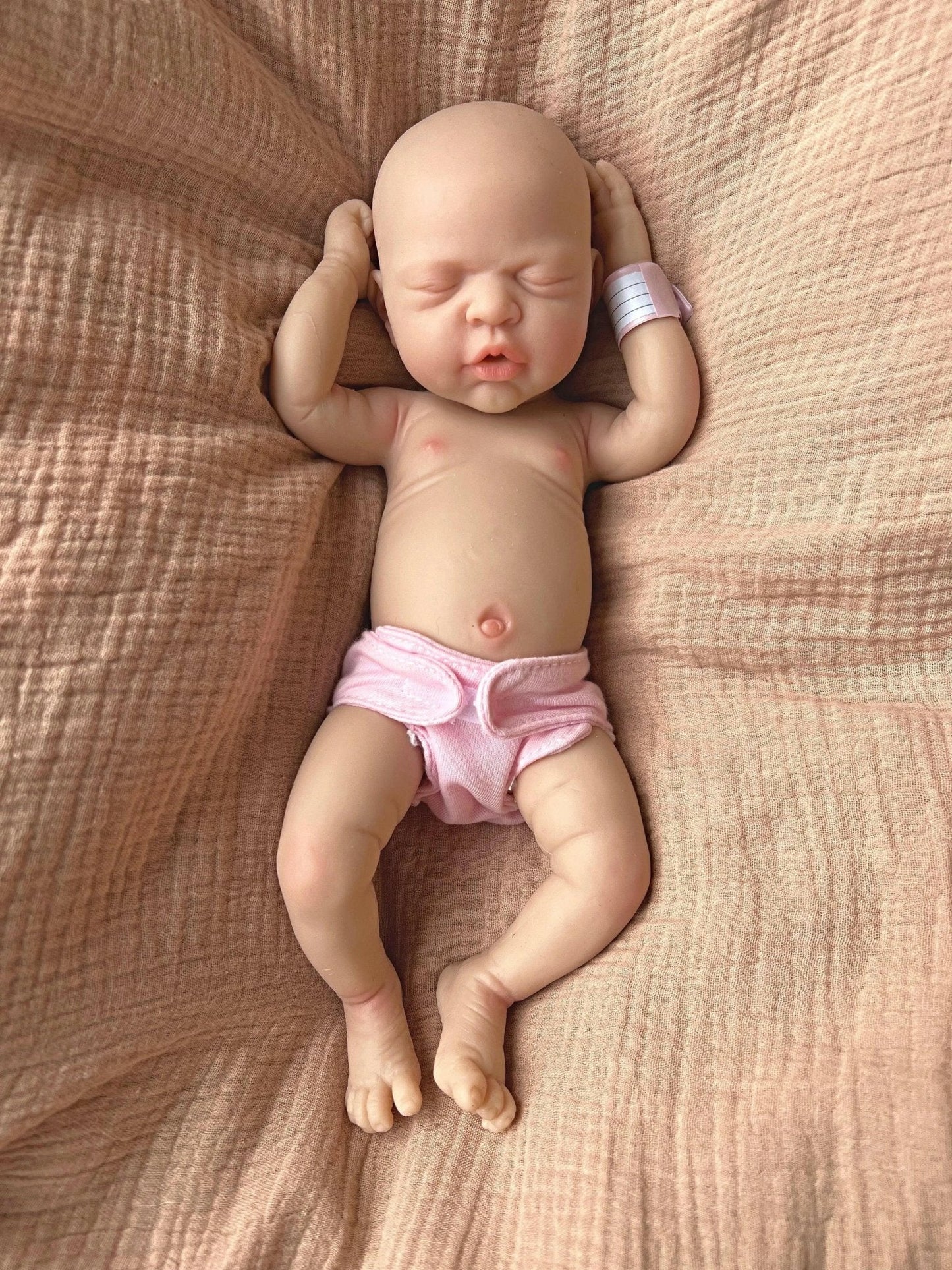 Belle – Full Body Silicone Reborn Baby Doll | Realistic Newborn Girl