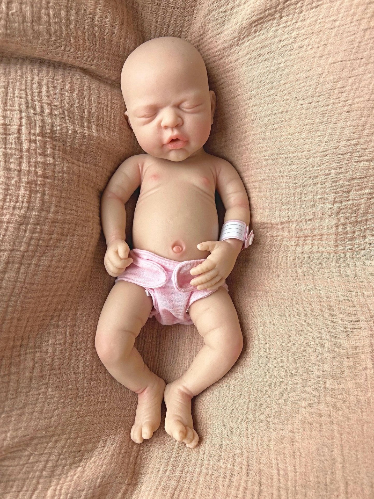 Belle – Full Body Silicone Reborn Baby Doll | Realistic Newborn Girl