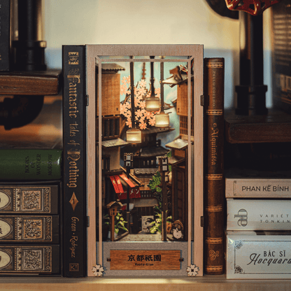 Christmas Holiday Exclusive 8-Kit Gifting Collection