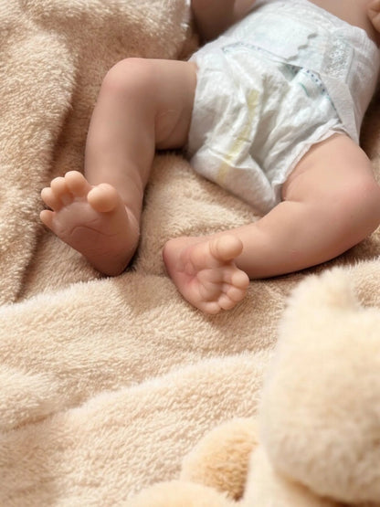 Susie – Full Body Silicone Reborn Baby Doll | Realistic Newborn Girl