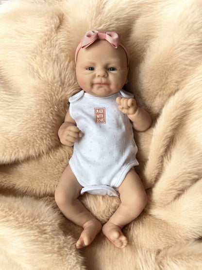 Susie – Full Body Silicone Reborn Baby Doll | Realistic Newborn Girl